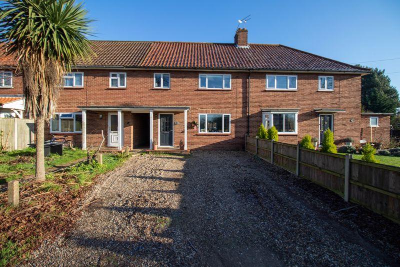 Woodland Road, Hellesdon, Norwich. 3 bed terraced house £250,000