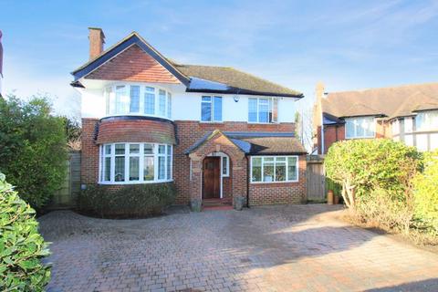 15 Fiddicroft Avenue, Banstead, SM7 3AD