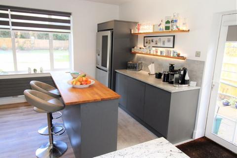 15 Fiddicroft Avenue, Banstead, SM7 3AD