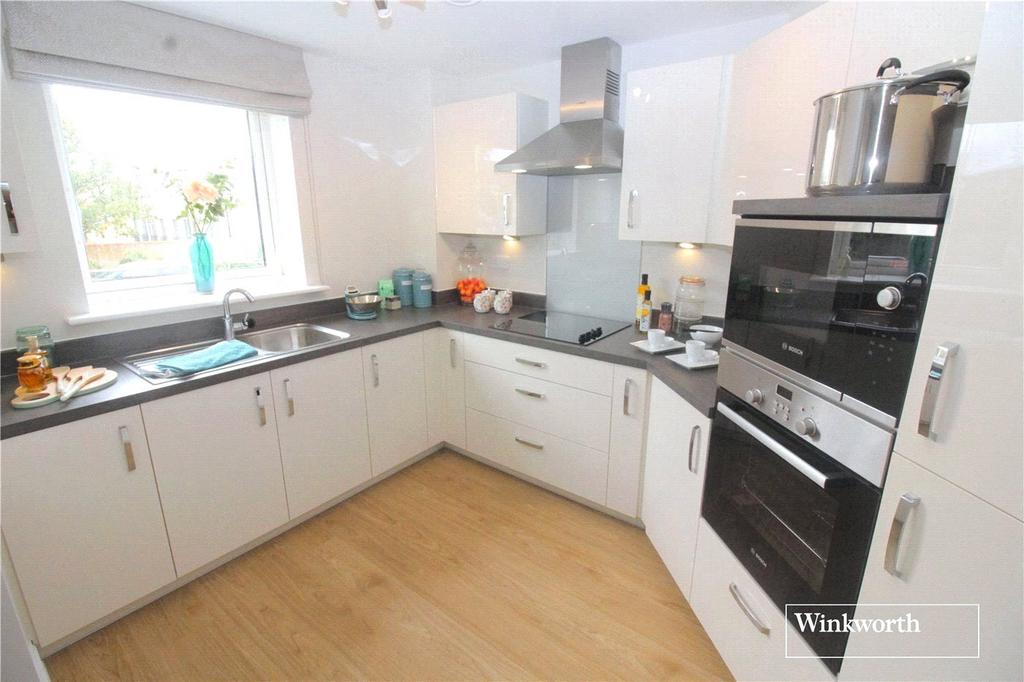 2 Bed Show Flat