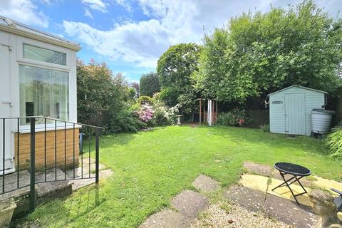 3 bedroom detached bungalow for sale, Wootton Road, Lee on the Solent, PO13