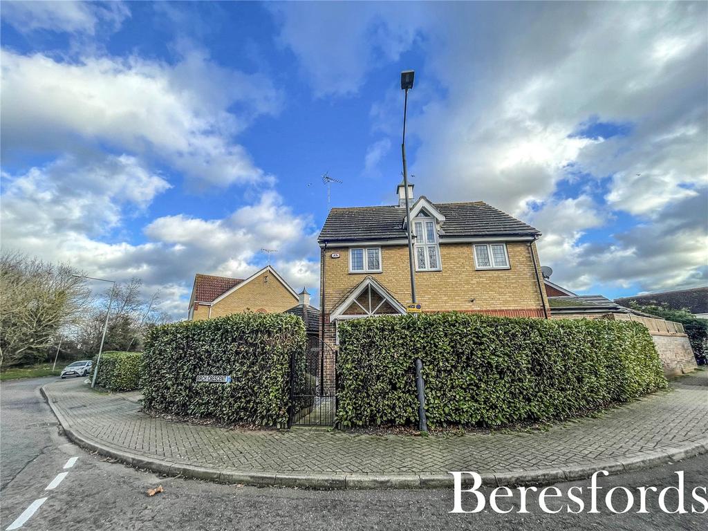 Birch Crescent, South Ockendon, RM15 5 bed detached house £750,000