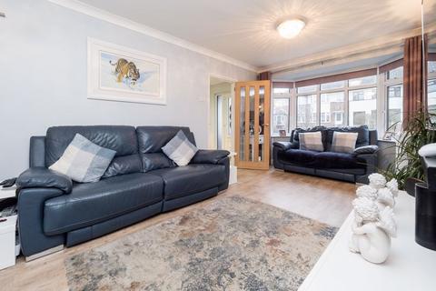 3 bedroom terraced house for sale - Tamar Close, Upminster