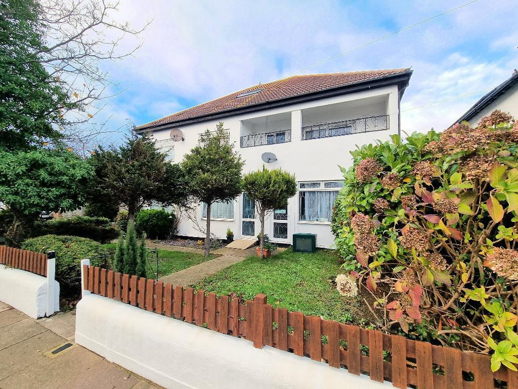 Church Road, Shoeburyness, Essex, SS3 9EY 12 bed detached house for sale £900,000