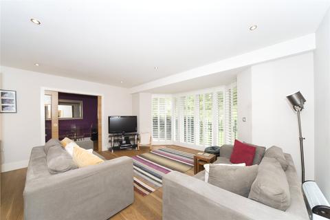 2 bedroom apartment for sale - Strand Drive, Kew, Surrey, TW9