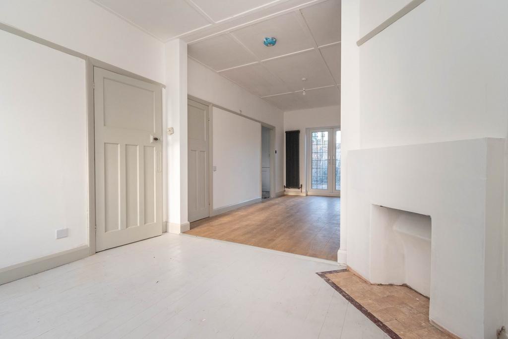 West Street, North Creake, NR21 3 bed semidetached house for sale £