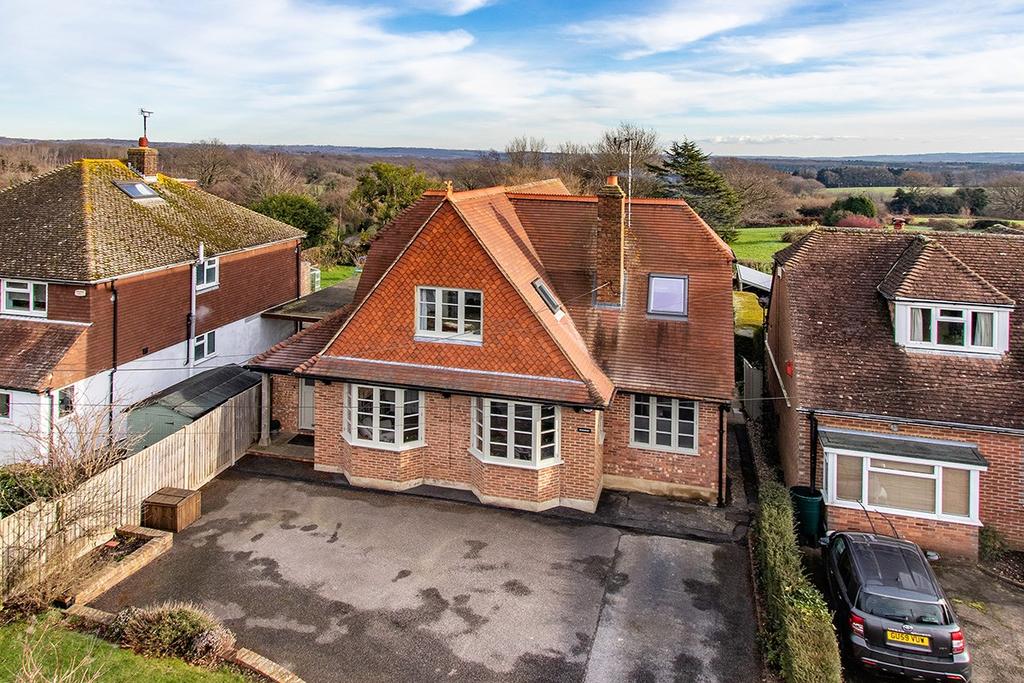 Whatlington Road, BATTLE, TN33 4 bed detached house for sale £995,000