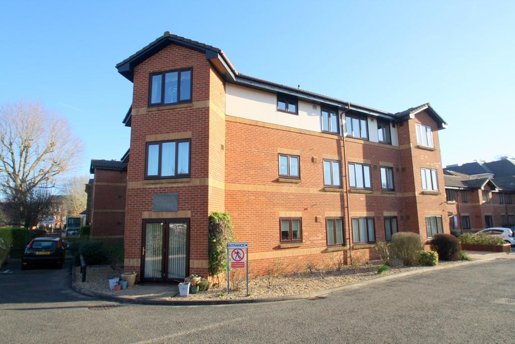 Albany Place, Egham, TW20 2 bed retirement property for sale £175,000