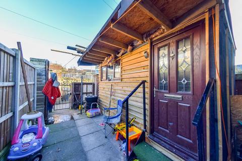 201 Bodmin Road, Leeds, LS10 4NJ