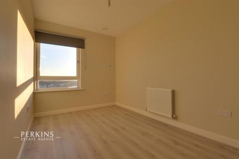 2 bedroom flat for sale, Greenford, UB6