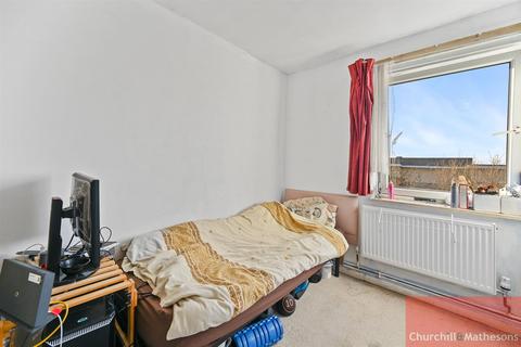 3 bedroom flat for sale - Magellan Court, Stonebridge Park, London