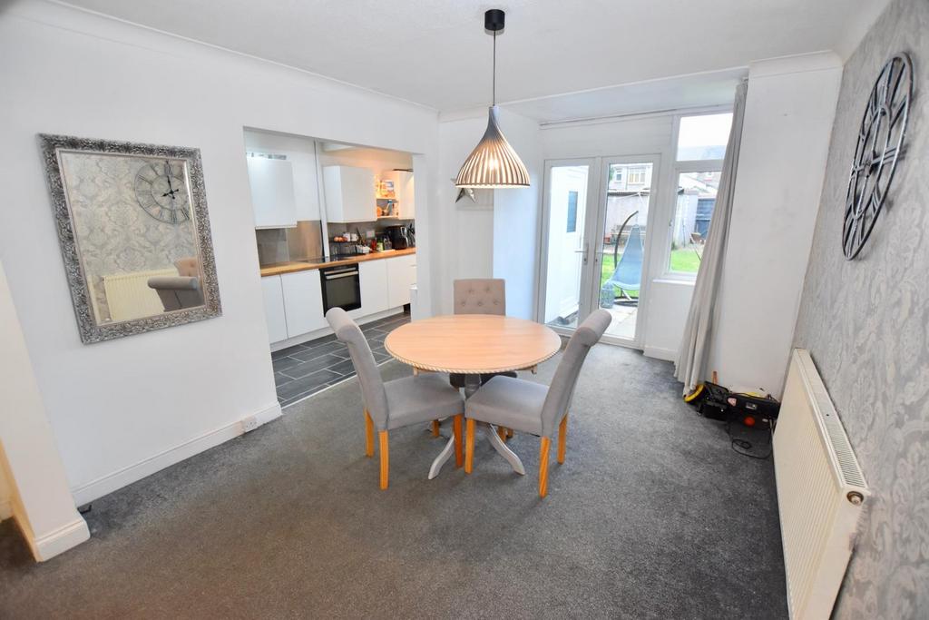 Fletchamstead Highway, Coventry 3 bed terraced house £220,000