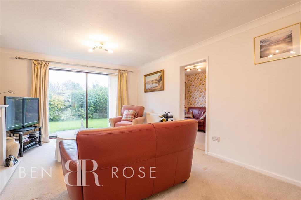Grange Drive, Euxton, Chorley 2 bed detached bungalow £289,995