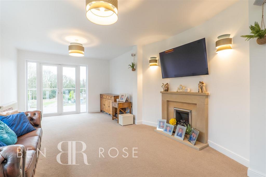 Sandringham Road, Chorley 4 bed detached bungalow £474,995