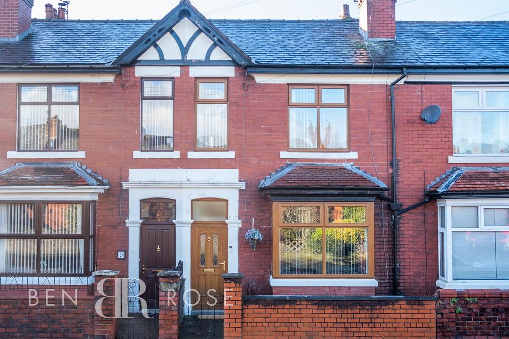 Mayfield Road, Chorley 4 bed terraced house £159,995