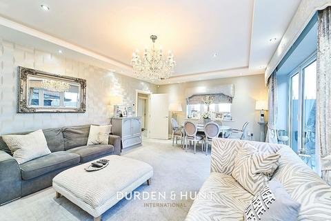 undefined, Mount Pleasant Road, Chigwell, IG7