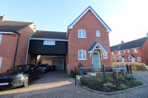 2 Acre Close, Daventry, NN11 0PF