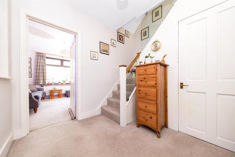 3 bedroom semi-detached house for sale - Sandringham Road, Bromley
