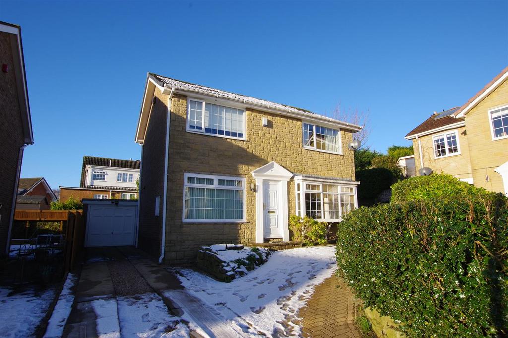Templars Close, Greetland, Halifax 4 bed detached house £365,000