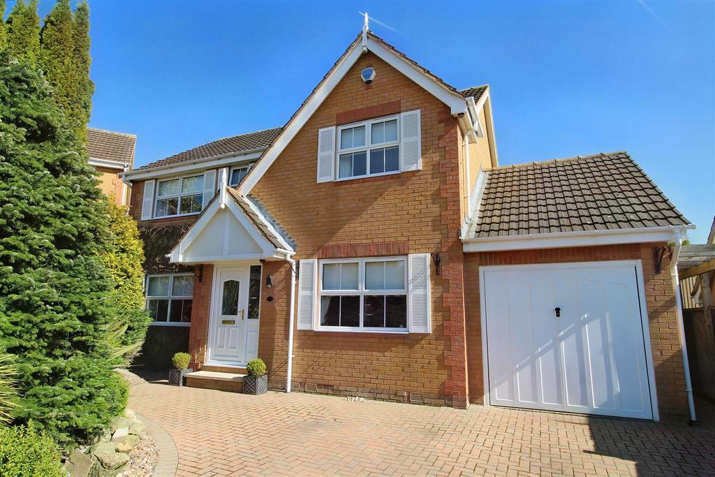 Oaks Farm Drive, Darton, Barnsley S75... 4 bed detached house £360,000