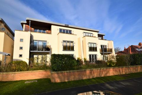 2 bedroom flat for sale, Scalby Mills Road, Scarborough