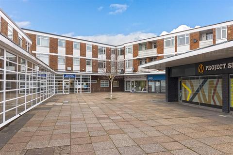 2 bedroom flat for sale - Broadwater Boulevard Flats, Worthing