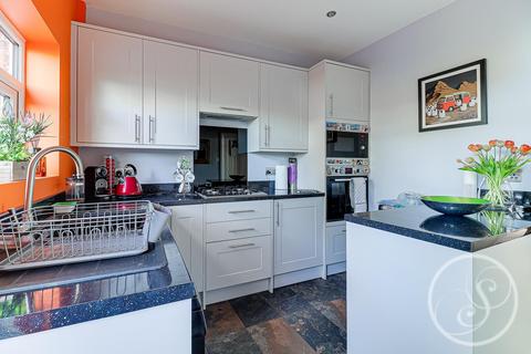 2 bedroom end of terrace house for sale - Providence Place, Swillington Common, Leeds
