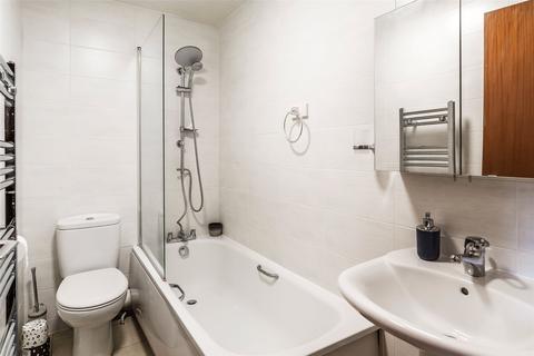 29 Warrington Road, Croydon, CR0 4BH