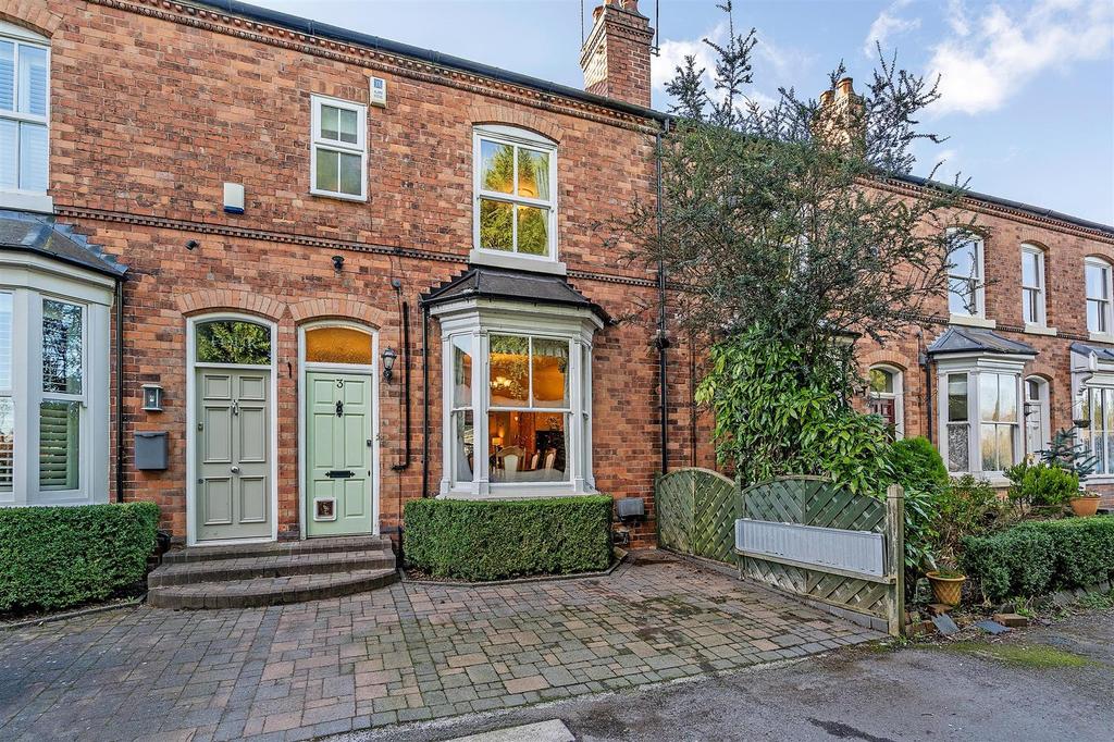 Station Road, HamptonInArden 3 bed terraced house £500,000