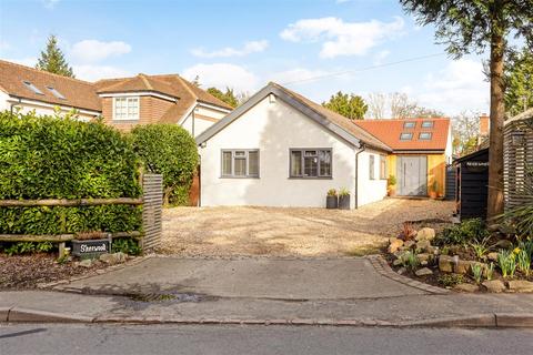 3 bedroom detached bungalow to rent - Chavey Down Road, Winkfield Row