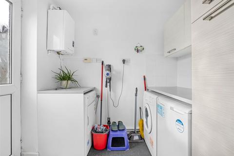 37 Meadow Road, Worcester, WR3 7PP
