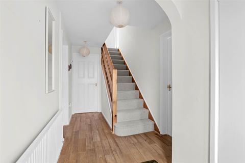37 Meadow Road, Worcester, WR3 7PP
