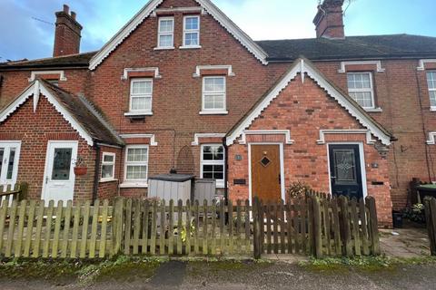 3 bedroom terraced house to rent, Teston Road, Offham, West Malling