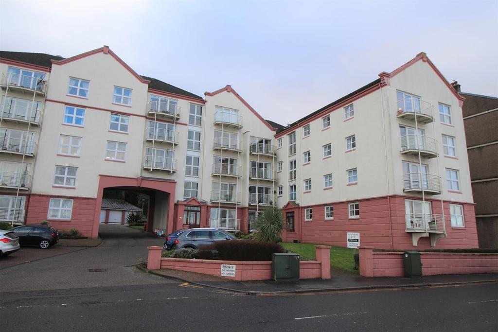 Albert Road, Gourock 2 bed flat £235,000