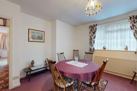 6 Park Square, Pool In Wharfedale, Otley, LS21 1LB
