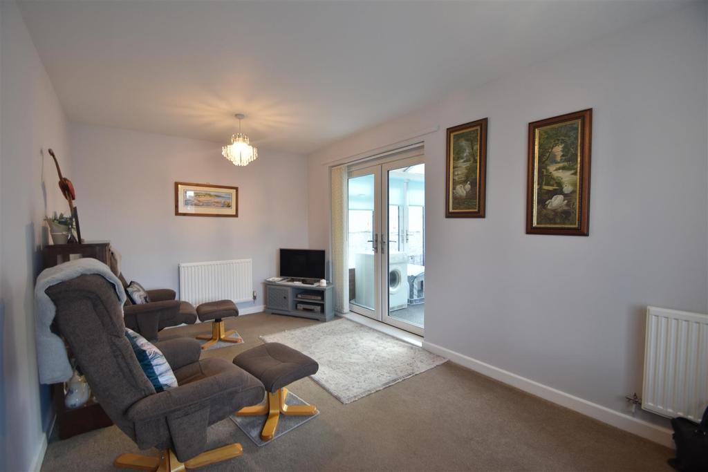 89b Lythwood Road, Bayston Hill... 2 bed semidetached bungalow £210,000