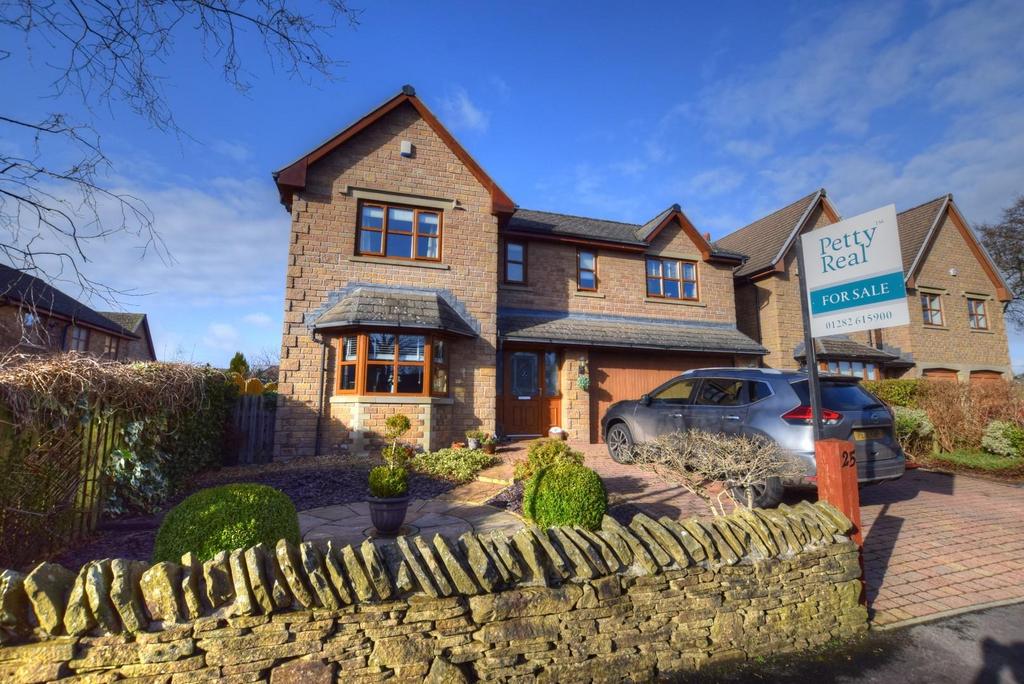 Grange Avenue, Barrowford, Nelson 5 bed detached house £550,000