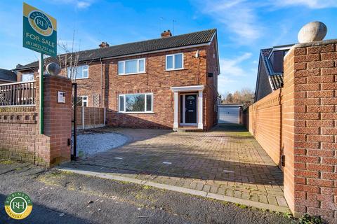3 bedroom semi-detached house for sale - Brompton Road, Sprotbrough, Doncaster