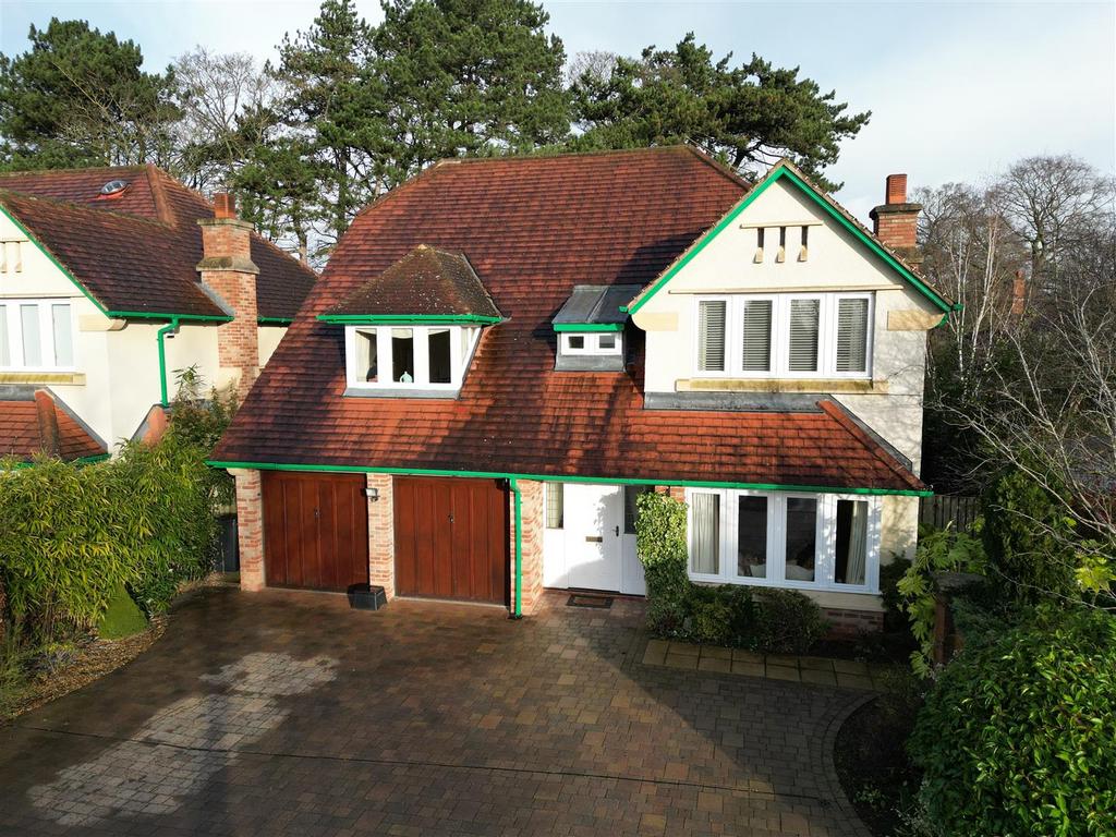 Coniscliffe Mews, Darlington 4 bed detached house for sale £600,000