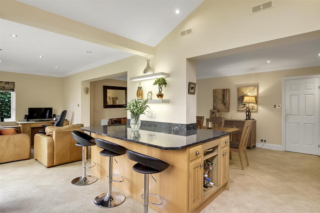 Coniscliffe Mews, Darlington 4 bed detached house for sale £600,000
