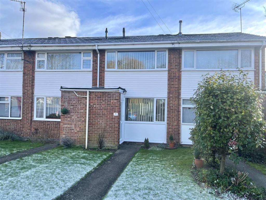 Welland Close, Spalding 2 bed terraced house £142,500