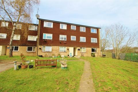 1 bedroom flat to rent, Holyrood Crescent, St.Albans