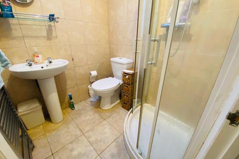 37 Ashburnham Road, Northampton, NN1 4QY