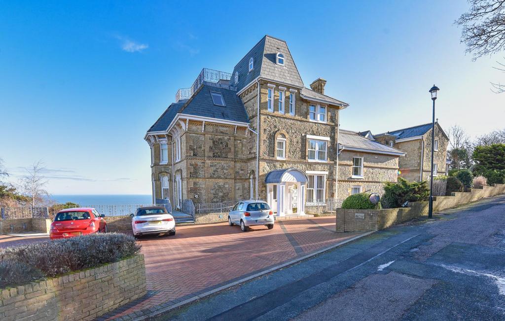  SEA VIEWS Road, Shanklin 2 bed flat for sale £275,000