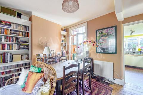 75 Kilravock Street, London, W10 4HY