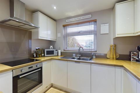 54 Viney Bank, Croydon, CR0 9JT