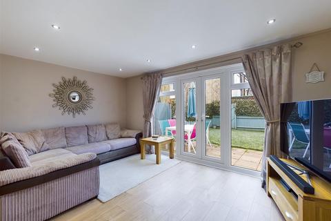 54 Viney Bank, Croydon, CR0 9JT