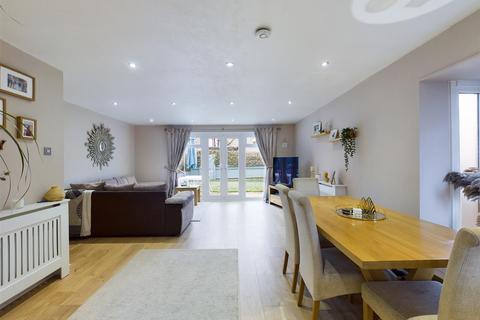 54 Viney Bank, Croydon, CR0 9JT