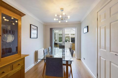 40 Quail Gardens, South Croydon, CR2 8TF
