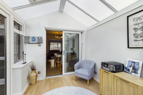 40 Quail Gardens, South Croydon, CR2 8TF
